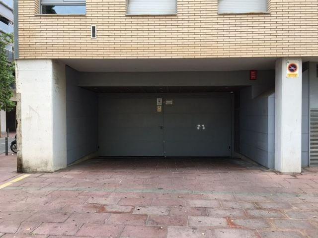 Garaje en venta en pasaje De Salvadors, Hospitalet de Llobregat, L´, de 10 m² por 15.000
