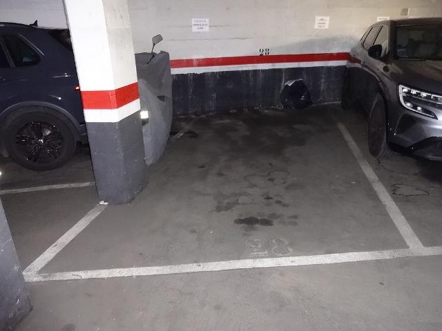 Garaje en venta en paseo De Fabra i Puig, Barcelona, de 11 m² por 22.800
