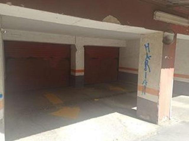 Garaje en venta en paseo De la Zona Franca, Barcelona, de 12 m² por 13.000