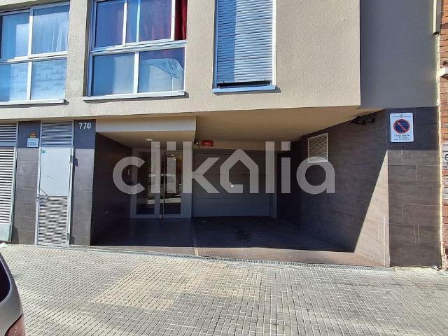 Garaje en venta en paseo Del Vintidos de Juliol, Terrassa, de 21 m² por 8.500