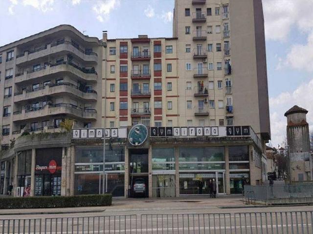 Garaje en venta en plaza D'europa, Girona, de 28 m² por 10.400