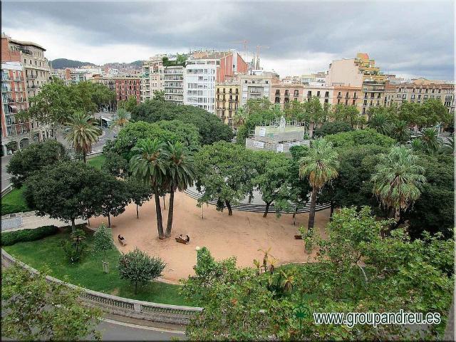 Garaje en venta en plaza De Tetuan, Barcelona, de 10 m² por 24.500