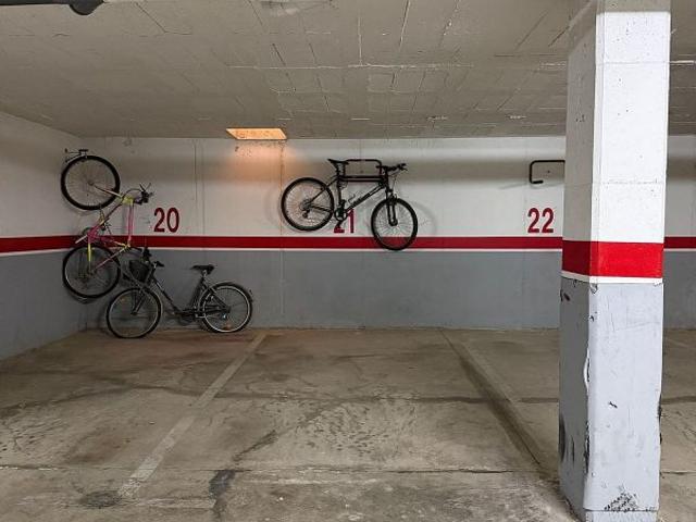 Garaje en venta en plaza Dels Bullidors, Calonge, de 14 m² por 24.000
