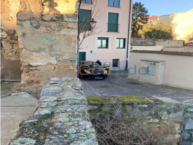 GARAJE en VENTA en PLENO CASCO ANTIGUO San Agustín Taray SEGOVIA