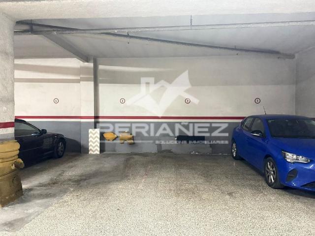 Garaje en venta en Prat de Llobregat, El, por 31.000