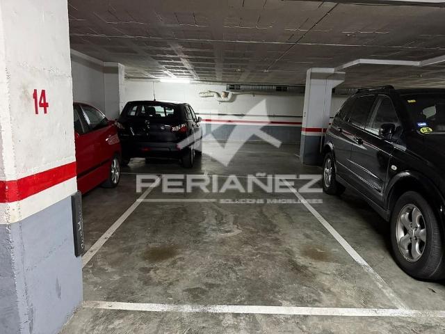 Garaje en venta en Prat de Llobregat, El, por 29.000