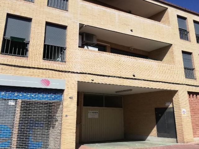 Garaje en venta en Puebla De Alfindén la