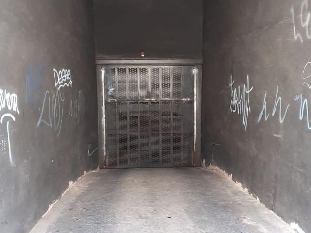 Garaje en venta en ronda Sant Martí, Lleida, de 16 m² por 12.000