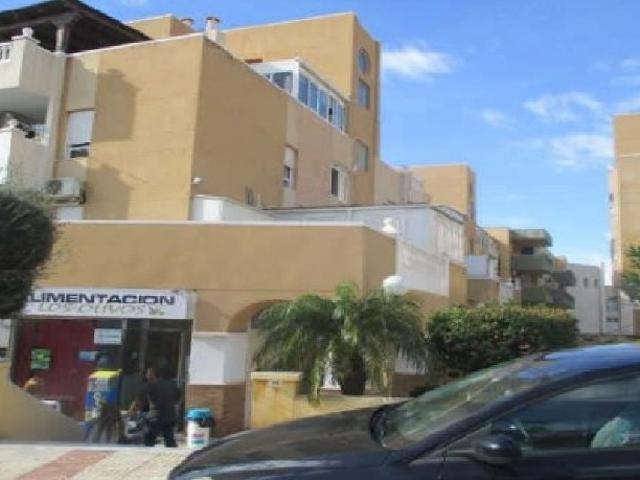 Garaje en venta en Roquetas De Mar