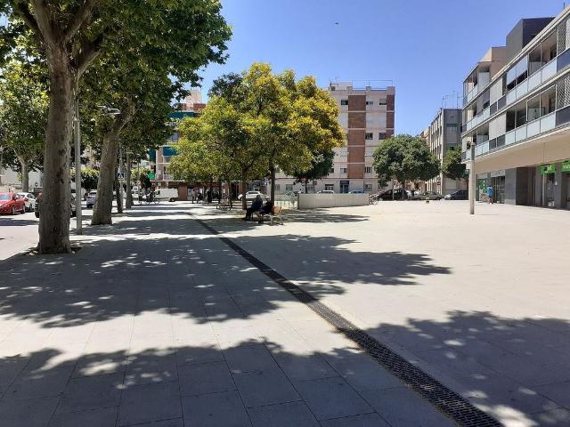 Garaje en venta en rambla De Sant Jordi, Vilanova i La Geltrú, de 11 m² por 13.500