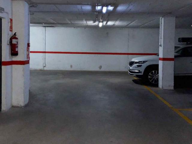 Garaje en venta en Reus