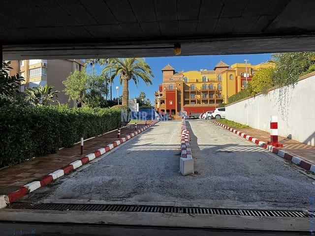 Garaje en venta en Torrox Costa, Málaga Costa del Sol