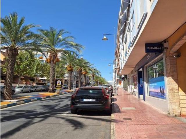 Garaje en Venta en Torrevieja, Alicante