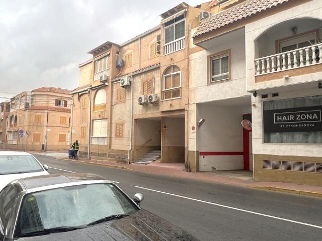 Garaje en Venta en Torrevieja, Alicante