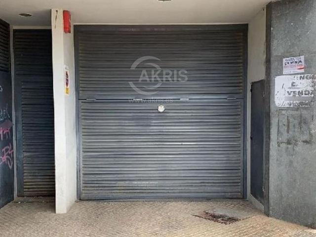 Garaje en venta en Terrassa, de 25 m² por 3.000