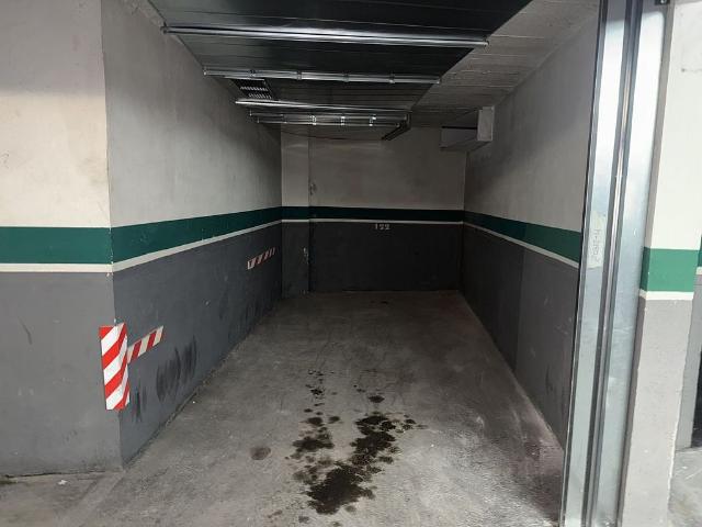 Garaje en venta en travesía De Les Corts, Barcelona, de 10 m² por 11.000
