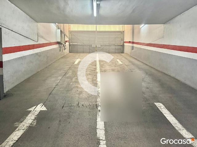 Garaje en venta en travesía Industrial, Hospitalet de Llobregat, L´, de 11 m² por 10.000