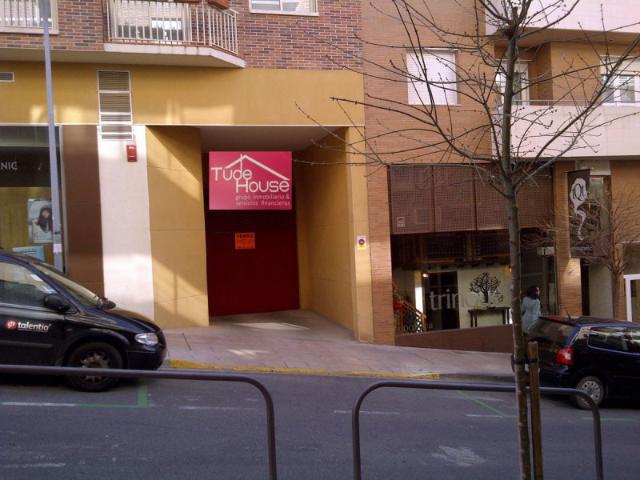 Garaje en venta en Tudela, Centro