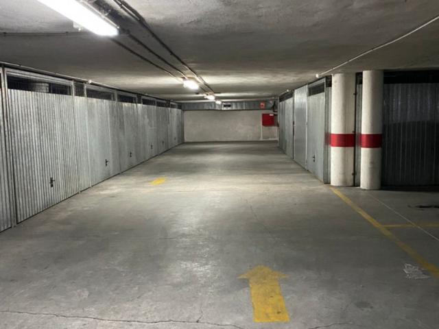 Garaje en venta en Ubrique, Centro