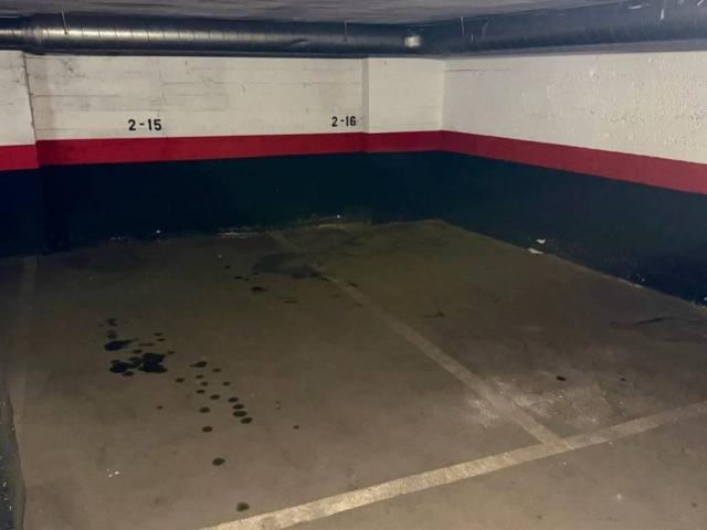 Garaje en venta en Valdeacederas