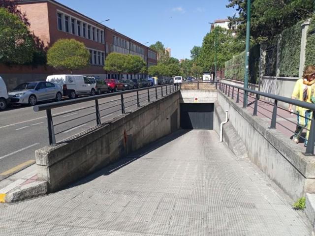 Garaje en venta en Valladolid, San Nicolas