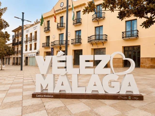 Garaje en venta en Vélez Málaga, Málaga Costa del Sol