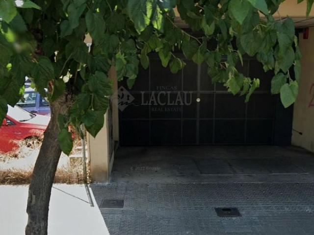 Garaje en venta en Vilanova i La Geltrú, de 23 m² por 21.000