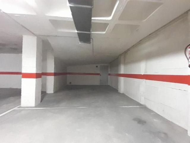 Garaje en venta en Villena, Villena