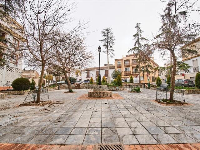 Garaje en venta, La Zubia, Granada