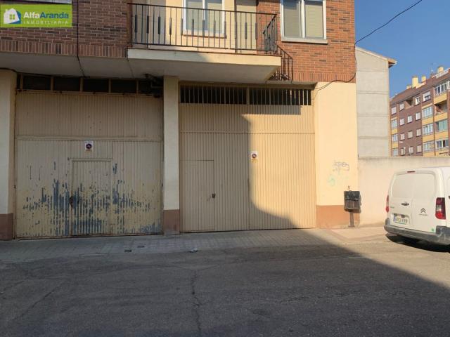 GARAJE INDEPENDIENTE CON VADO