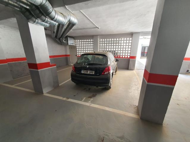 Garaje, Los Pajaritos, Granada