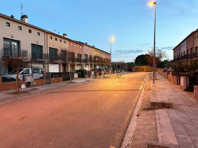 Garaje, La Bisbal d&apos Empordà
