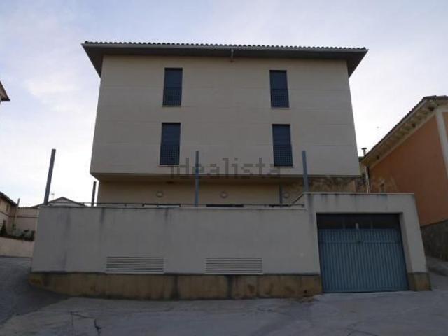 Garaje, Salas Bajas