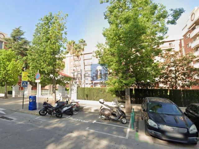 Garaje, Sant Just Desvern