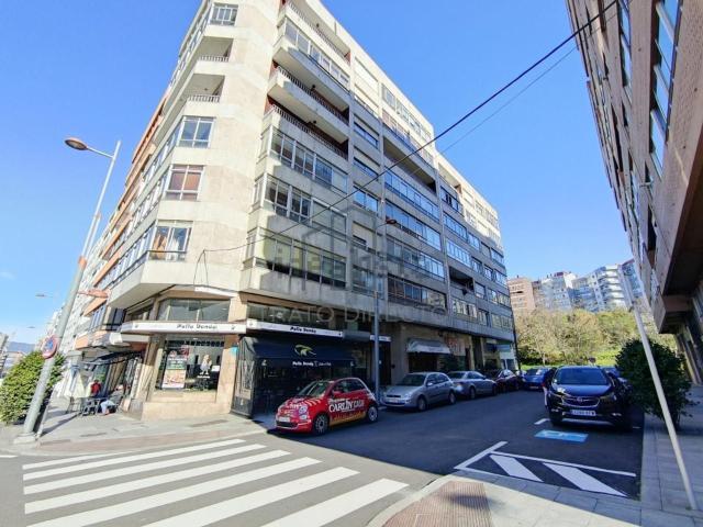 Garaje, Plaza de la Industria, Vigo