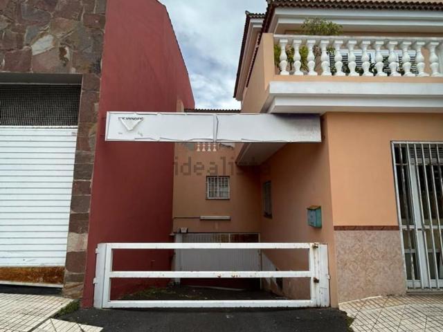 Garaje, Puerto de la Cruz