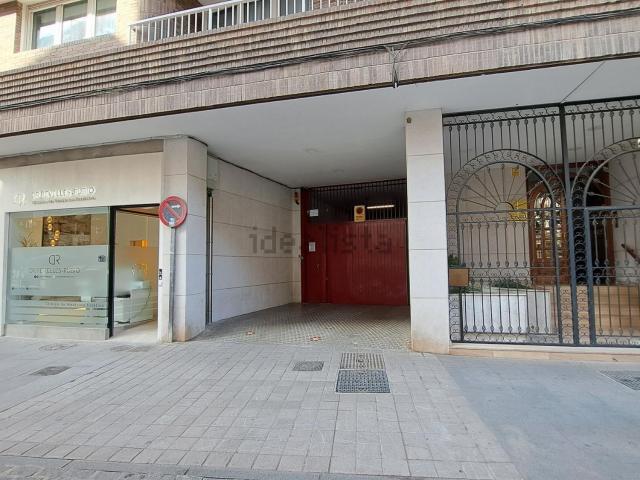 Garaje, Recogidas, Granada