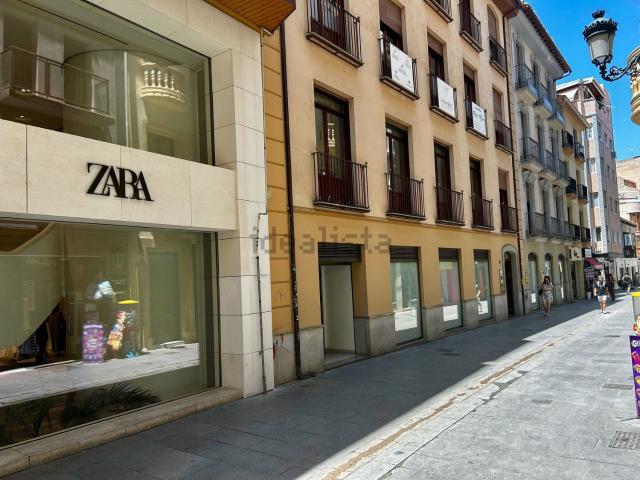 Garaje, Recogidas, Granada