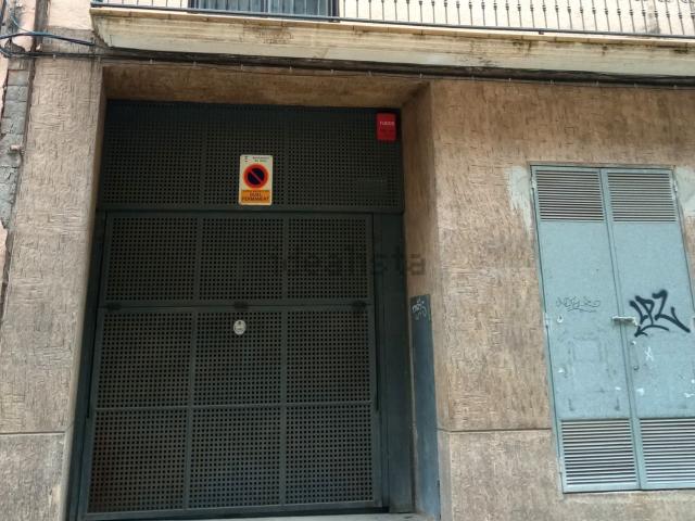 Garaje, Valls