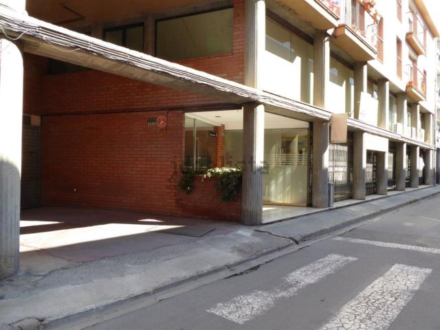 Garaje, Vic