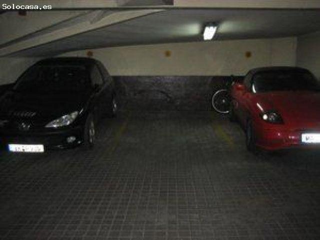 Garaje/Parking en Alquiler en Madrid de las Caderechas, Madrid
