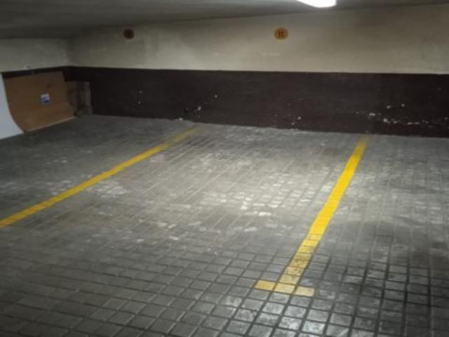 Garaje/Parking en Alquiler en Madrid de las Caderechas, Madrid