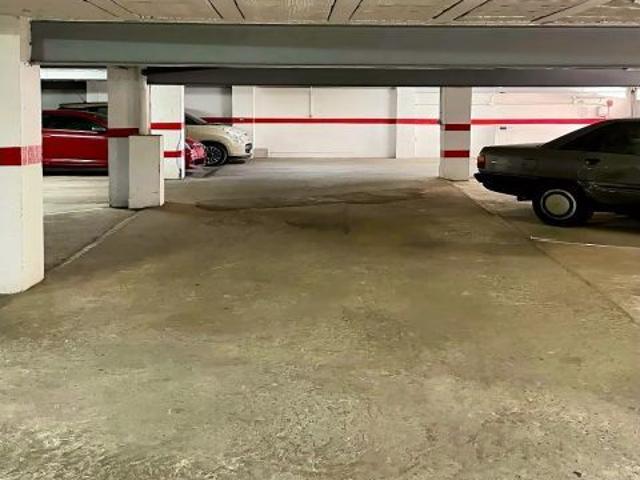 Garaje/Parking en Venta en Málaga del Fresno, Málaga