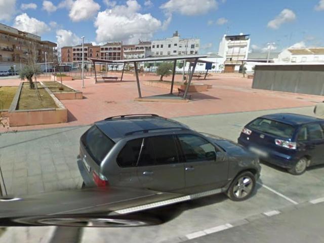Garajes en venta. Puente Genil