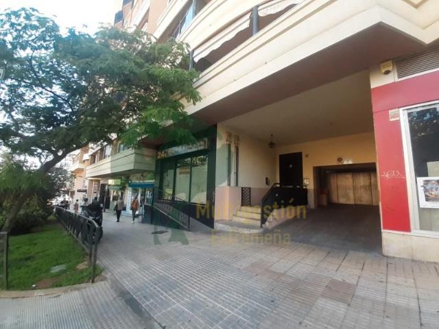 Garajes/Estacionamento Cáceres Cáceres LS103106030