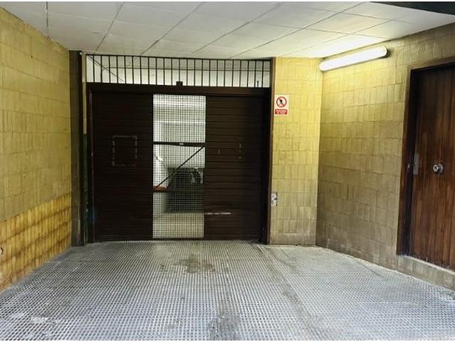 Garajes/Estacionamento Castelldefels Castelldefels LS88917340