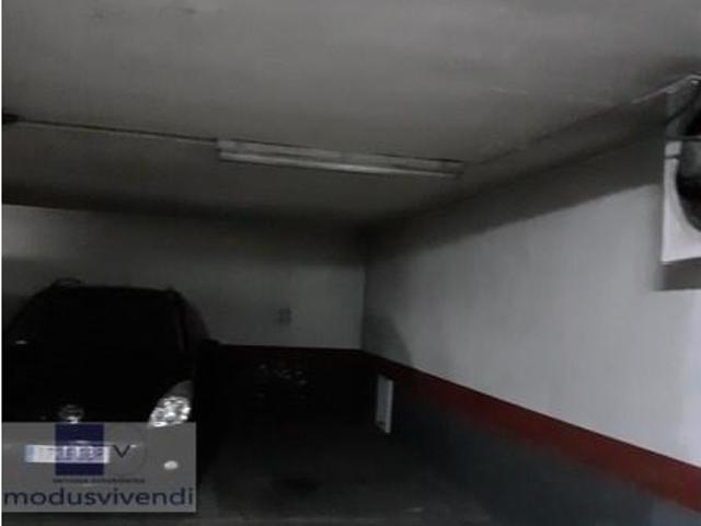 Garajes/Estacionamento León León 100629325