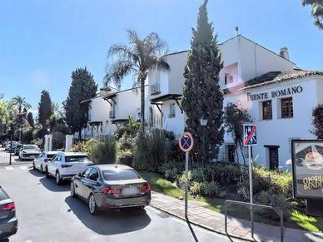 Garajes/Estacionamento Marbella Andalucía 104073691