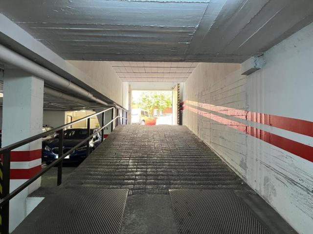 Garajes/Estacionamento Sevilla Sevilla 84528759
