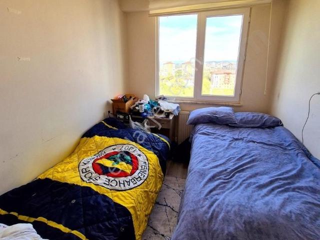 Garanti Emlak'tan, Üniversite Girişinde, Site İçi Eşyalı Daire